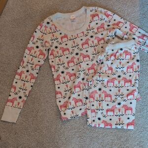 Women's Pajamas with Pink and White Print